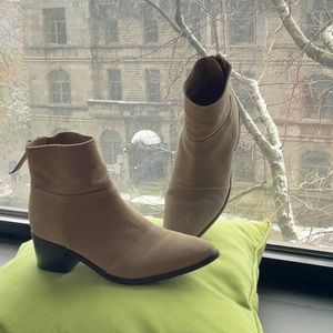 Gently used Beige Neutral Suede Booties Size 9